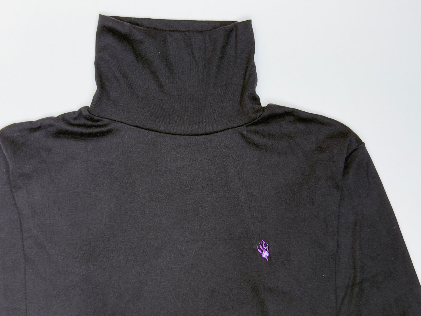 Heritage Noir Turtleneck